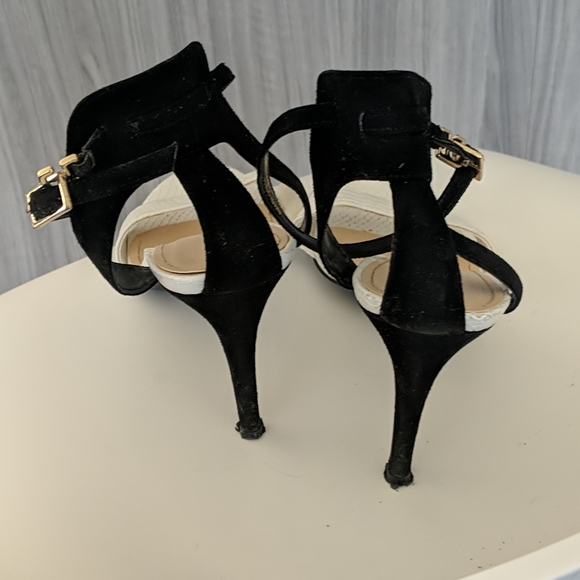 Charles & Keith Heels - Picture 2 of 2